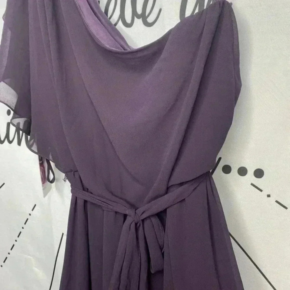 Nouvelle Amsale Bea One Shoulder Chiffon Blouson Gown in Plum - Picture 8 of 9